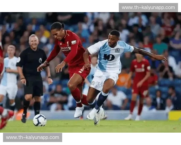 英冠巅峰博弈：当“金丝雀”遇见“帽商”，卡罗路球场的冲超生死战